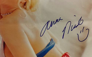 Authentic Anna Nicole Smith  Autograph Exemplar