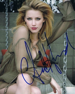 Authentic Amber Heard  Autograph Exemplar