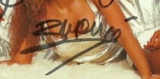 Authentic Beyonce  Autograph Exemplar